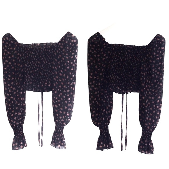 Black puff sleeve blouse flowers size small draw string - Picture 2 of 8